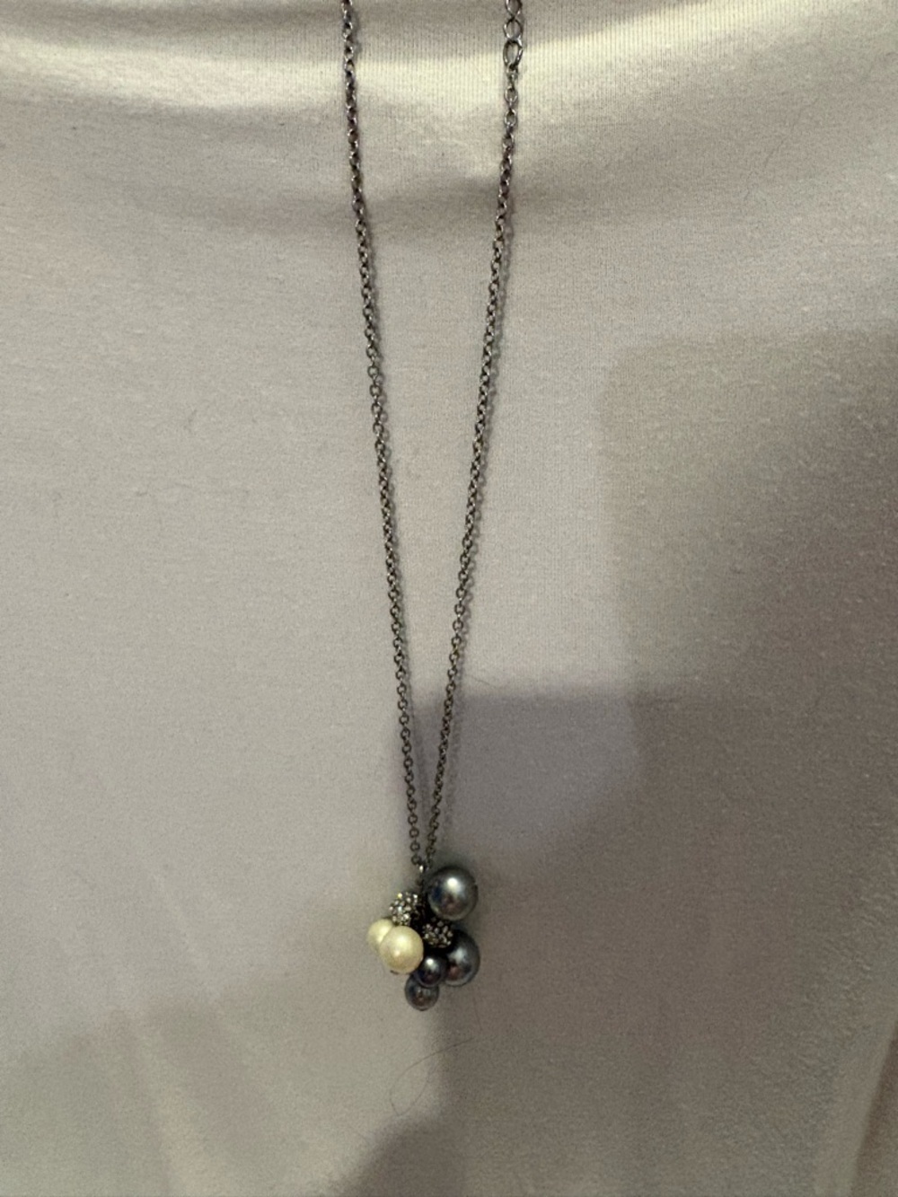 Delicate Multi-Pearl Pendant Necklace - Grey & Cream